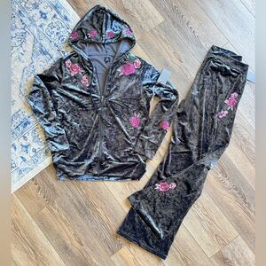NWT Billy T Floral Embroidered Crushed Velvet Hoodie and Flare Pants Set
